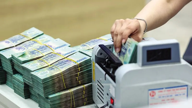 Lãi suất ngân hàng ngày 11/6: Kỳ hạn từ 6 tháng trở lên tiếp tục hút vốn