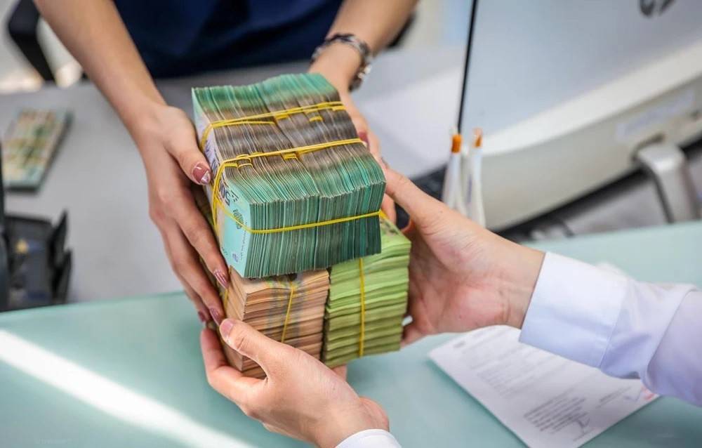 Lãi suất ngân hàng 17/6: nhiều ngân hàng vẫn neo cao
