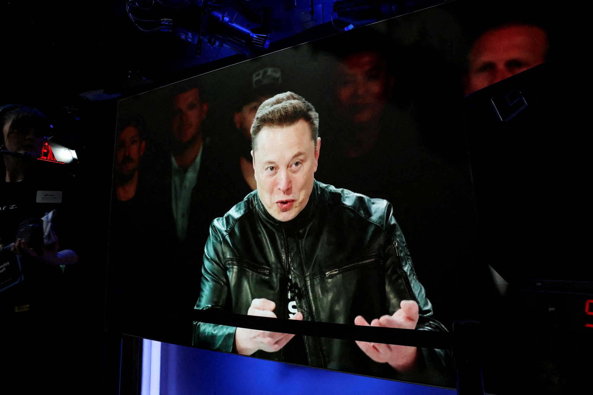 Elon Musk đánh mất mốc tài sản 1.000 tỷ USD sau đợt bán tháo cổ phiếu công nghệ