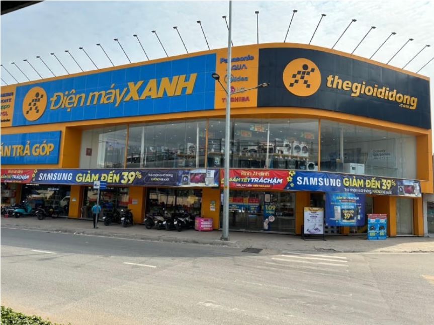 Điện Máy Xanh (DMX) đạt hơn 65.000 tỷ đồng doanh thu sau nửa năm, máy lạnh và TopZone tăng trưởng mạnh