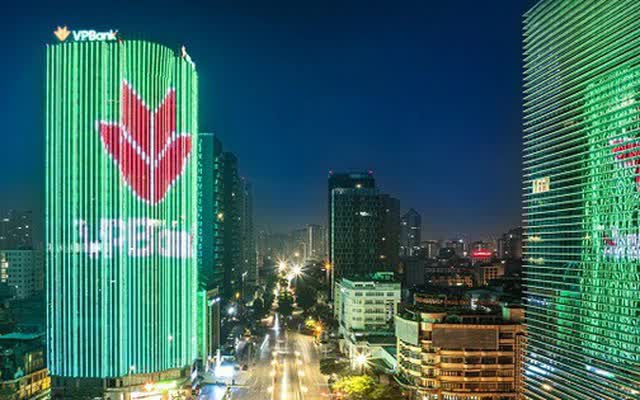 VPBank dự kiến tăng vốn lên 100.000 tỷ đồng, phát hành hơn 2 tỷ cổ phiếu trả cổ tức