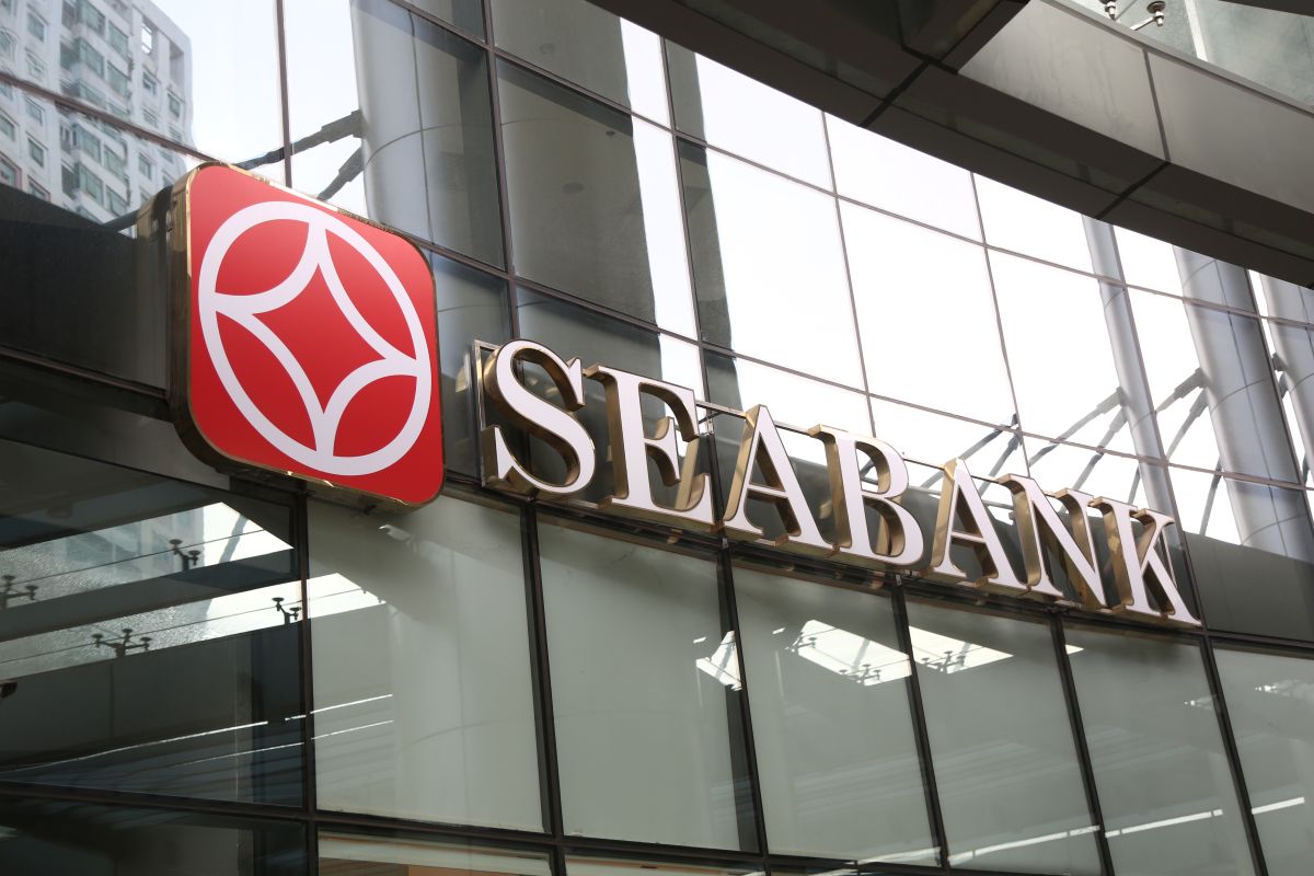 Ba lãnh đạo SeABank mua thêm cổ phiếu SSB theo chương trình ESOP