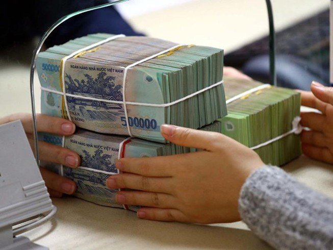 Lãi suất ngân hàng hôm nay 20/8: Lãi suất tiền gửi bình quân tăng, nhiều ngân hàng niêm yết trên 7%/năm