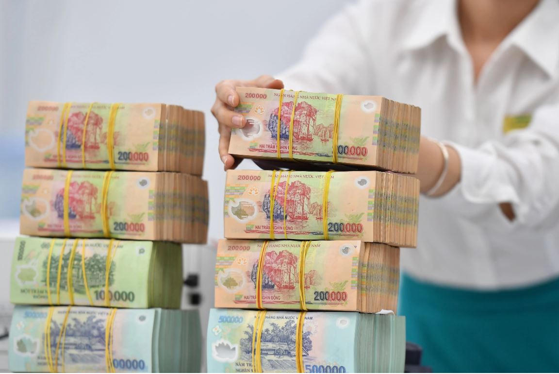 Lãi suất ngân hàng hôm nay 27.8: Gửi tiết kiệm 6 tháng có thể nhận lãi suất lên 9,2%/năm